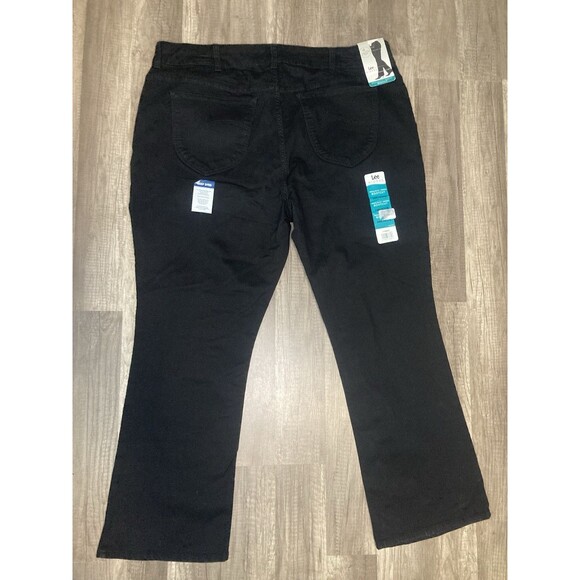 NWT Lee Women's 24W P Regular Fit Boot Cut Mid Rise Black Jeans Stretch New - Picture 1 of 7